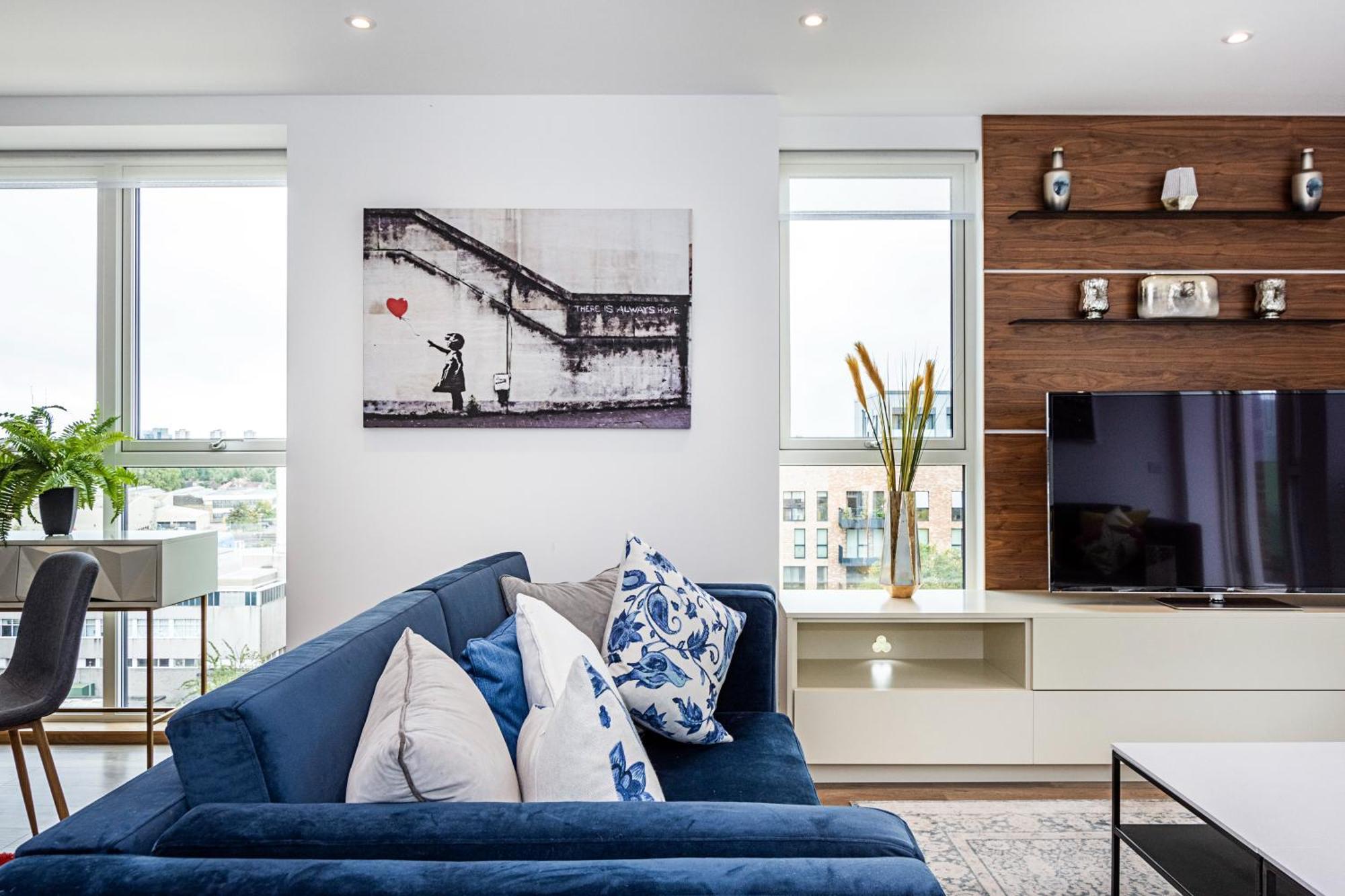 Chiswick Park 3 Bed 3 Bath West London - Parking 아파트 외부 사진